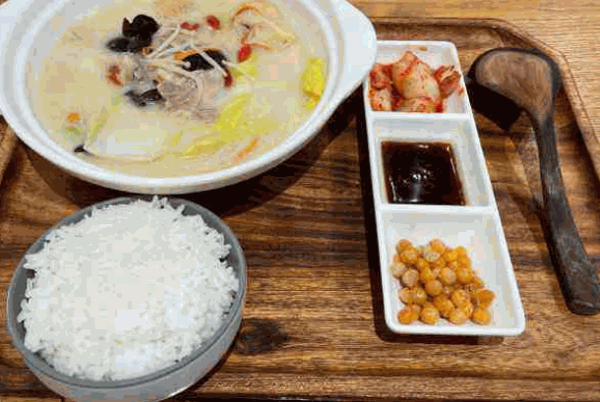 猪肚鸡汤饭