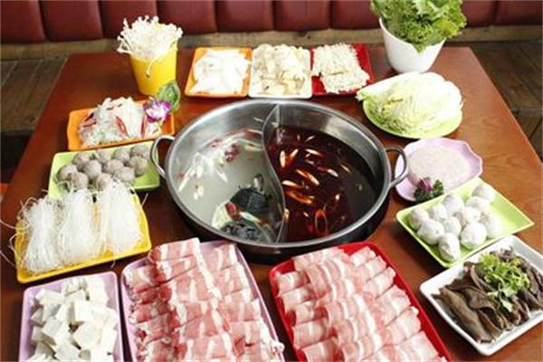 盘龙鲜菜火锅