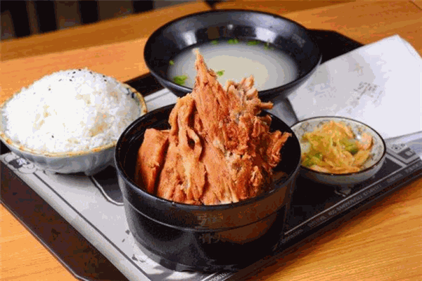 犟骨头超级排骨饭