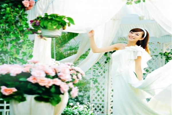 第一夫人婚纱摄影