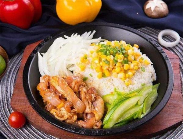 泰益铁板饭费多少？