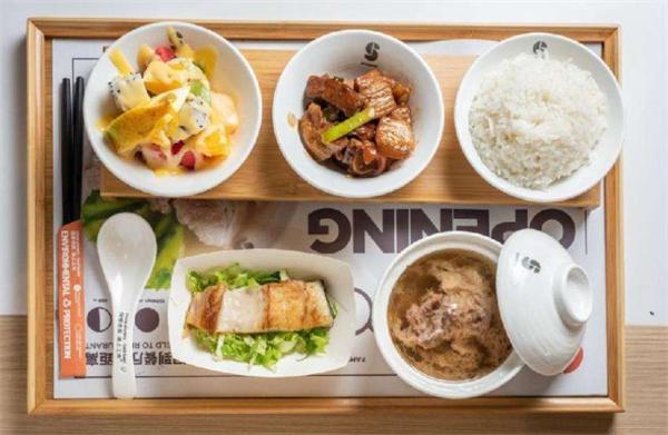 叉子汤勺轻食