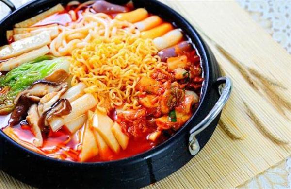 玛食达年糕火锅