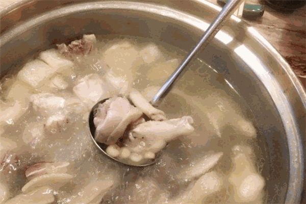 八号院火锅鸡加盟