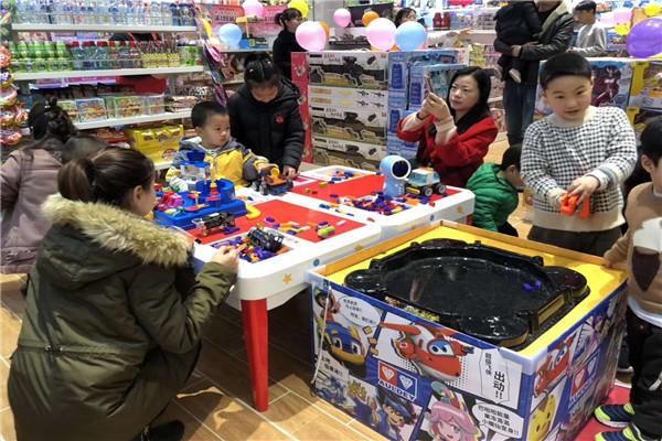 精灵总动员玩具店加盟