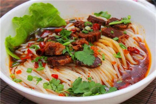 萌萌牛肉粉面馆