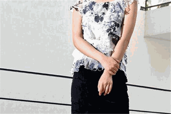 蕴婕女装加盟