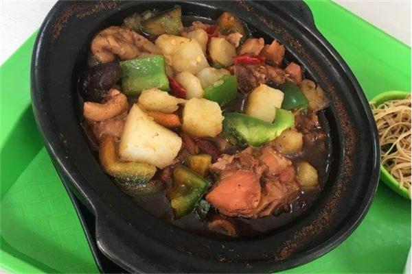 御品斋黄焖鸡米饭