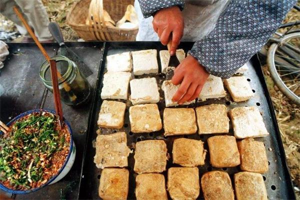 烤恋爱豆腐果烤车