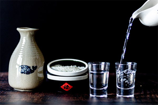 品道白酒