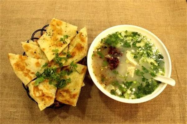 葱油饼母鸡汤