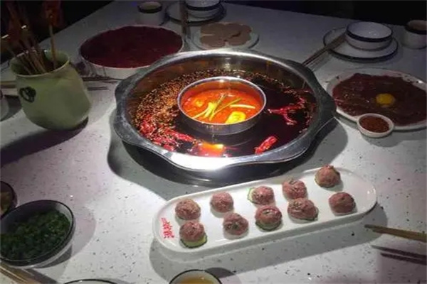 涨格老火锅