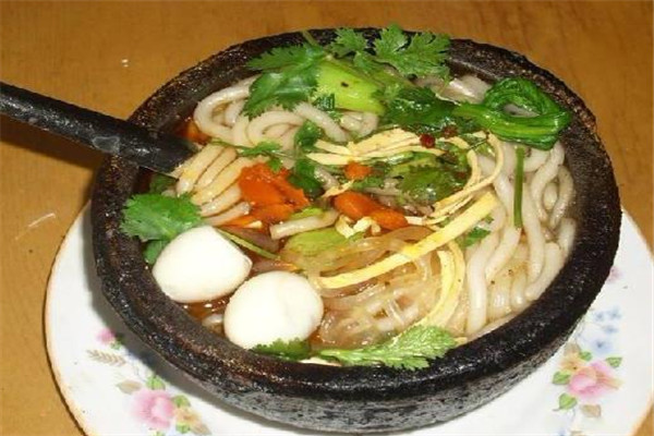 独一处砂锅面加盟