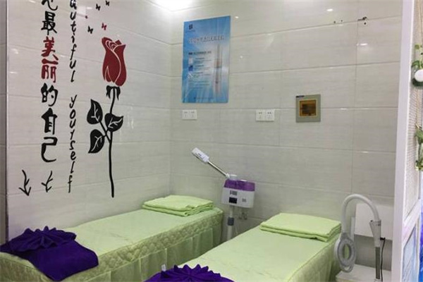 朗斯美容院