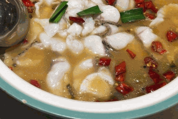 周渝食惦酸菜鱼
