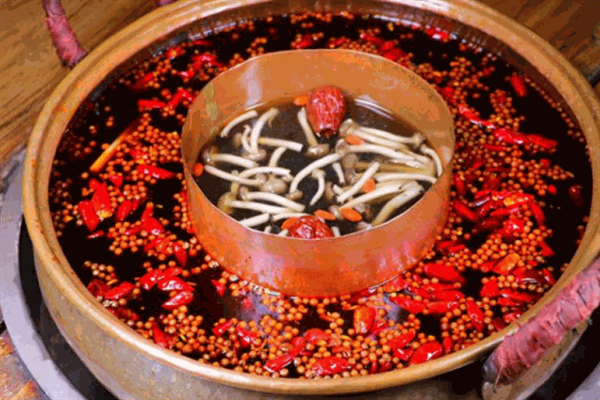有一招酸辣火锅加盟