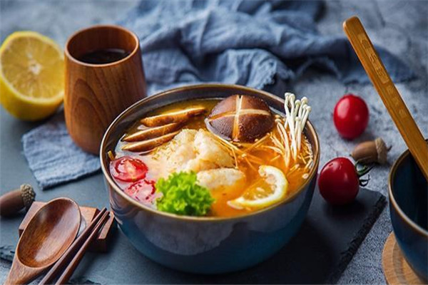 鱼小仙酸菜鱼饭加盟