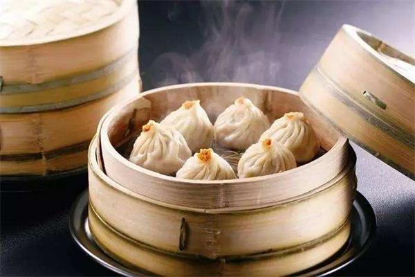 一口鲜小笼包
