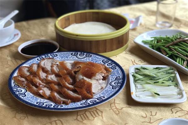 禇记烤鸭加盟