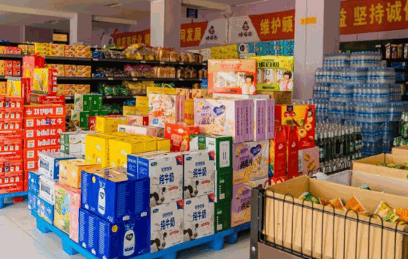 媛福达休闲食品超市