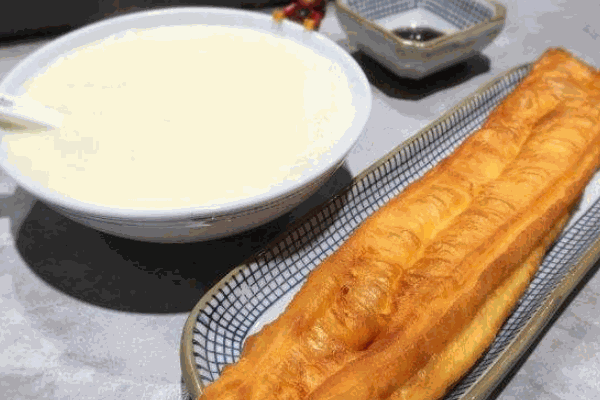 沪四爷豆浆油条