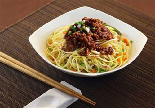 赵师傅红油热干面