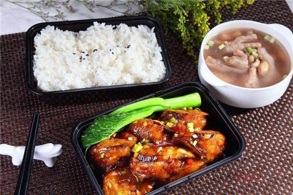 小锅菜快餐加盟