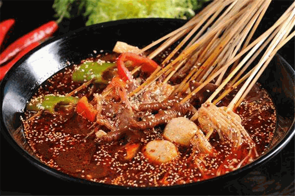 老街边串串香