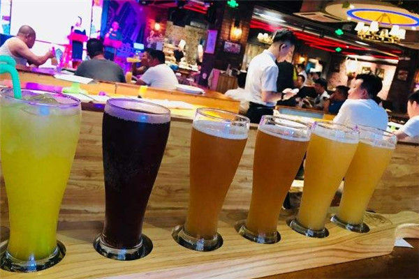 德林啤酒花园加盟