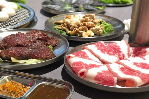 红泥小火炉烤肉加盟