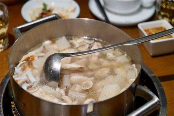 椰客海南椰子鸡加盟