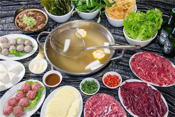 前牛门潮汕牛肉火锅