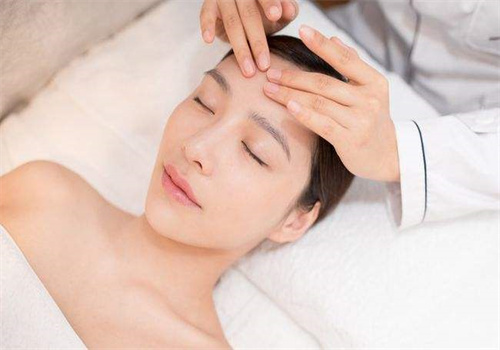 婷挺玉丽美容