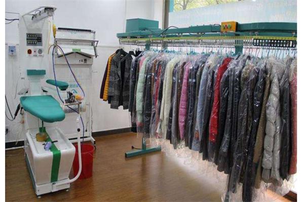 衣本色干洗店
