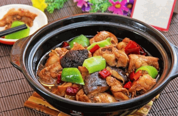 福宇记黄焖鸡米饭