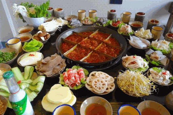 珮姐老火锅店加盟
