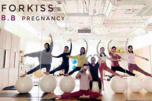 forkiss孕妇瑜伽