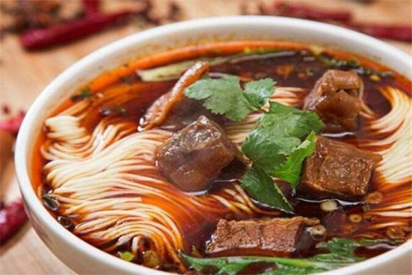范眼镜重庆小面