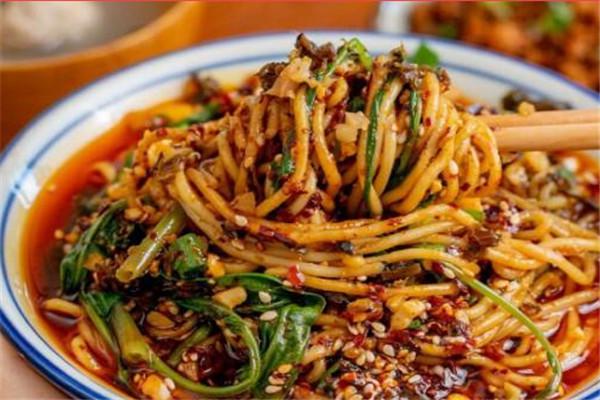 范眼镜重庆小面