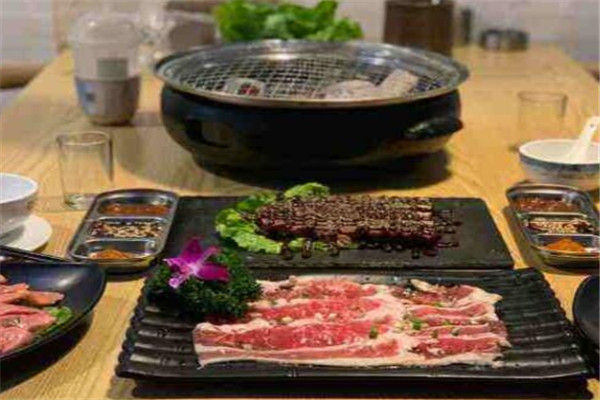 鲍先生烤肉店