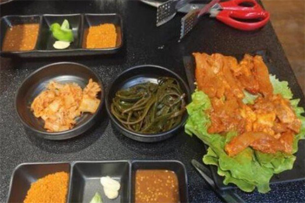 鲍先生烤肉店