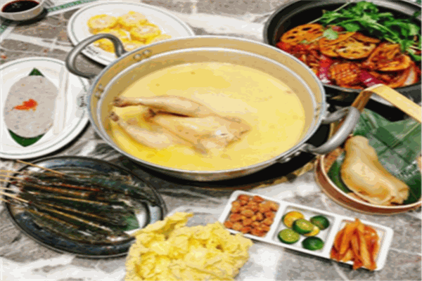 禄婶鸡煲香港打边炉