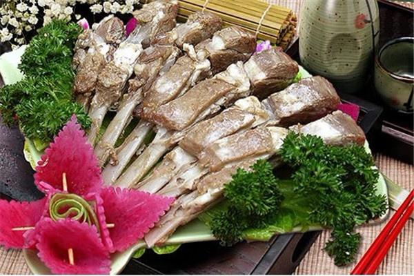 三品四季农庄顺德特色火锅