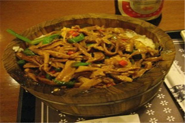 五联湘木桶饭加盟
