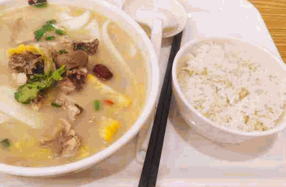 九优潮汕猪肚鸡汤饭