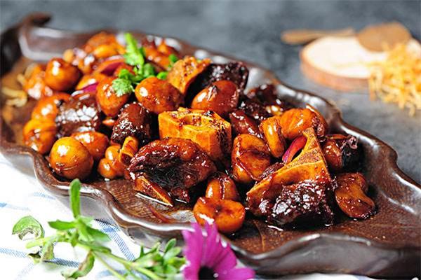 鸡小蛮与鸡小满