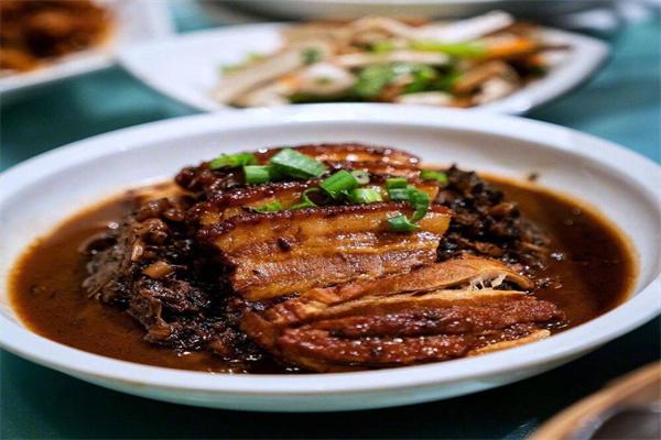 鸡小蛮与鸡小满