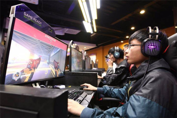 绿色动力网吧加盟