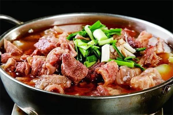 味华香养气牛肉火锅