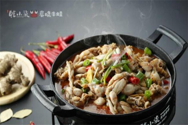 蛙小柒炭烧牛蛙加盟